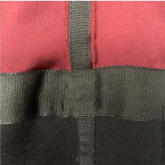 Dana Buchman Maroon Red & Black Dress. Modest Cut, Sleeveless , Round Neck Sz 10 - Picture 7 of 8